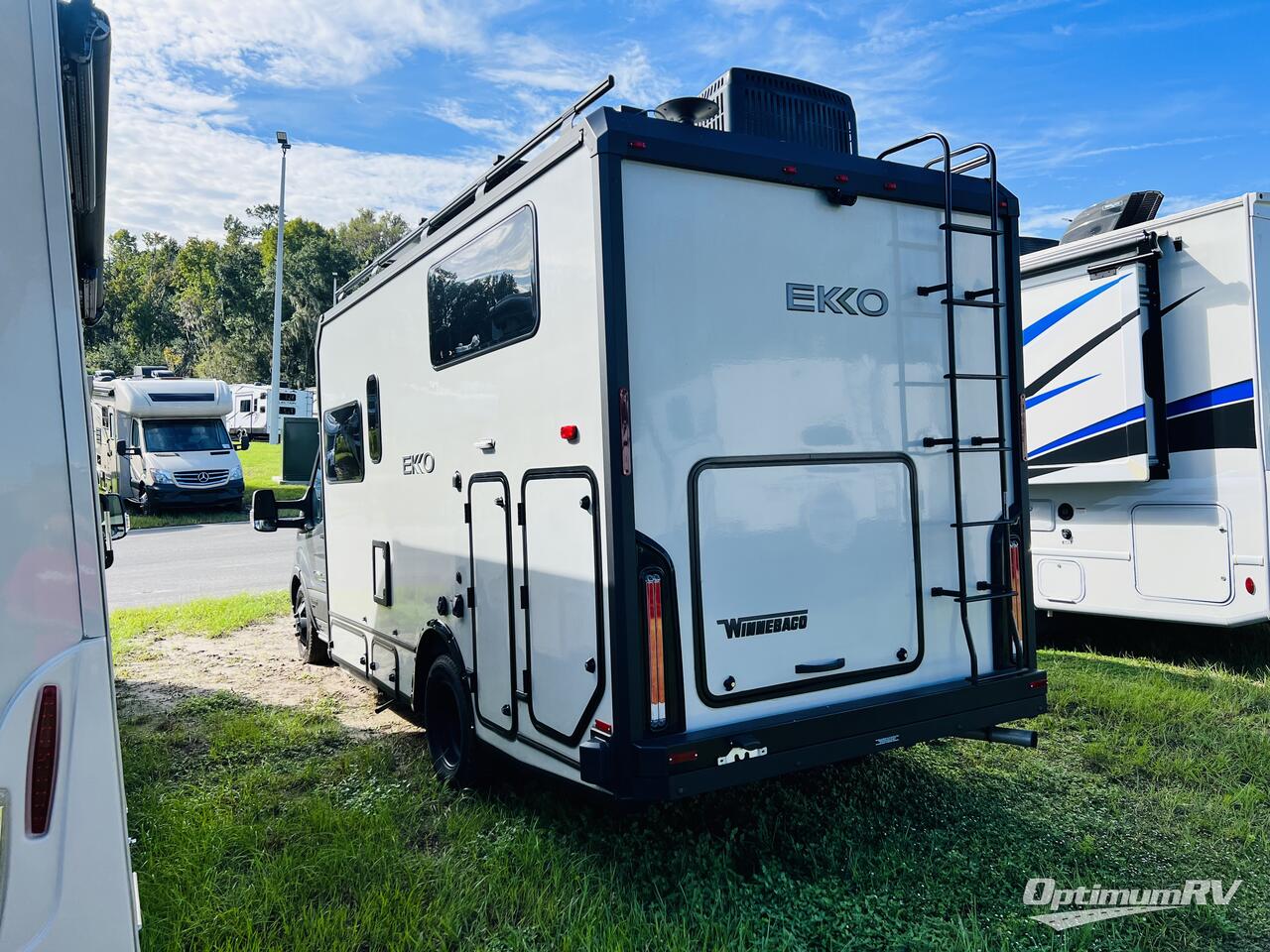 2024 Winnebago Ekko 22A Photo 3