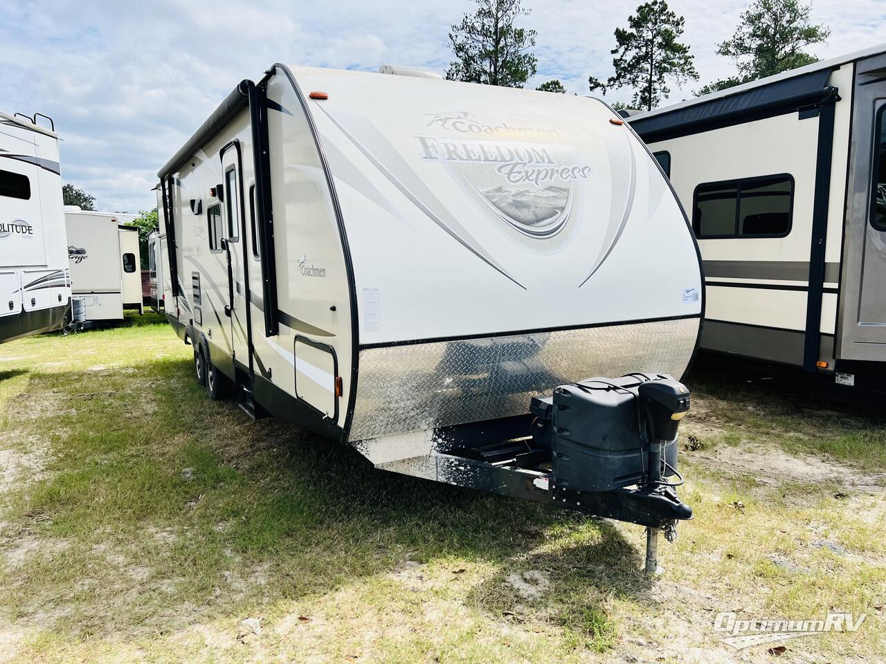 2017 Coachmen Freedom Express 292BHDS Photo 1