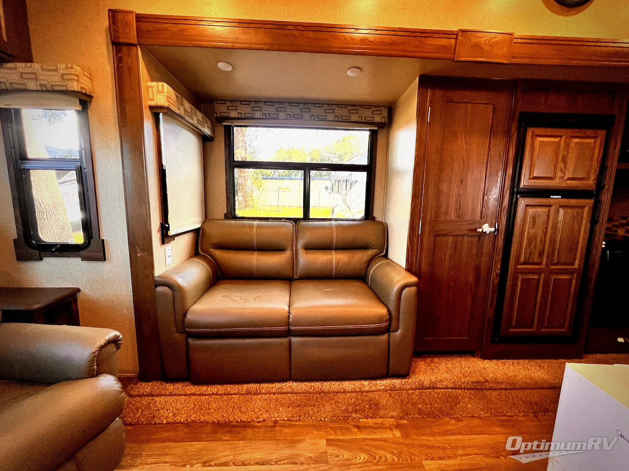 2019 Forest River Flagstaff Super Lite 528IKWS Photo 6