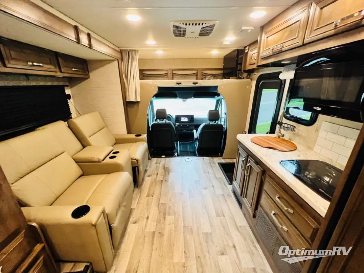 2022 Jayco Melbourne M-24 L SPRINTER Photo 9