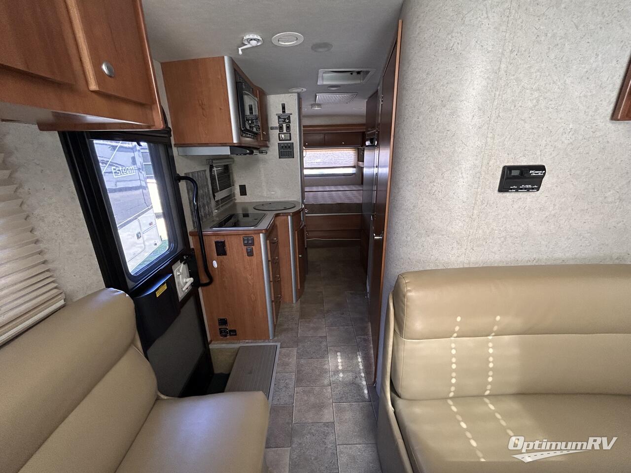 2010 Winnebago View 24K Photo 7