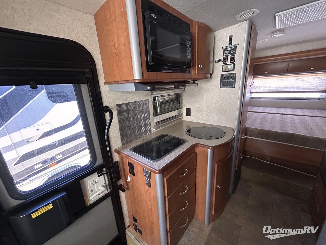 2010 Winnebago View 24K Photo 9