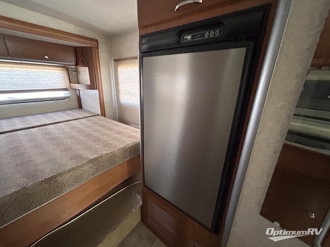 2010 Winnebago View 24K Photo 15