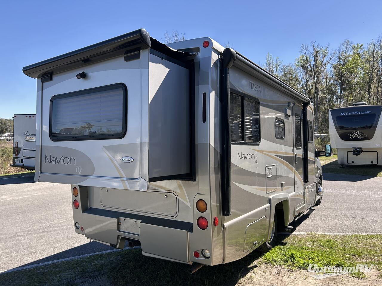 2010 Winnebago View 24K Photo 2