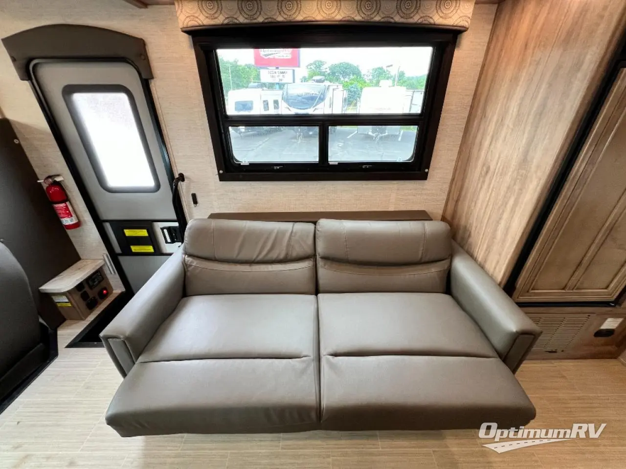 2021 Entegra Odyssey 31F Photo 14