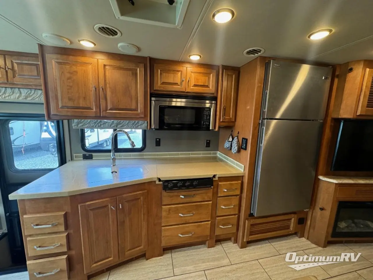 2018 Tiffin Allegro 36 LA Photo 5