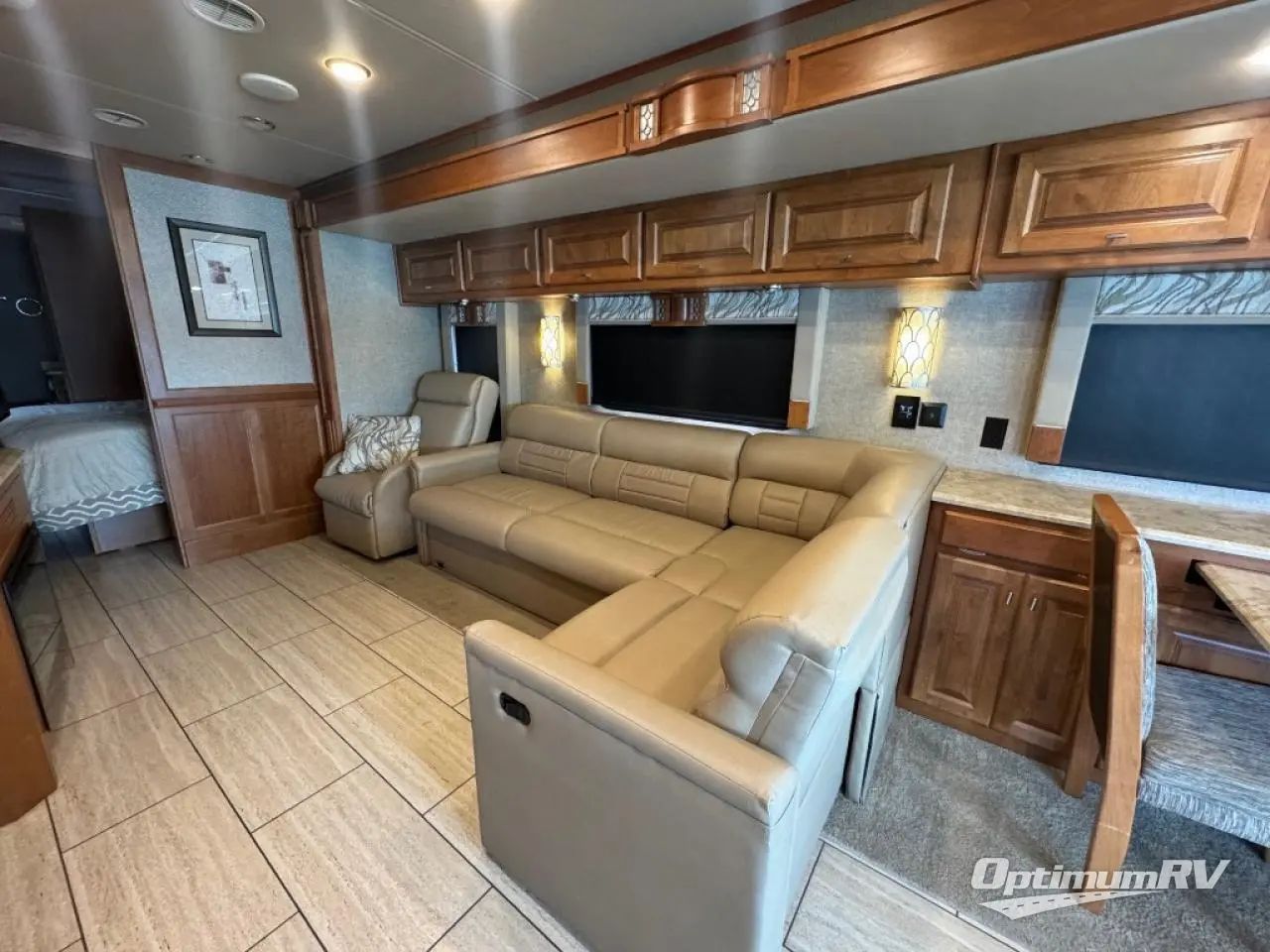 2018 Tiffin Allegro 36 LA Photo 6