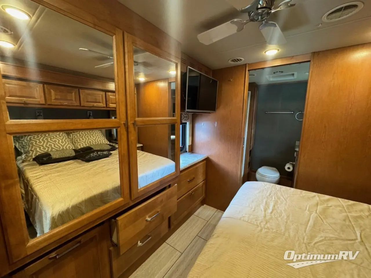 2018 Tiffin Allegro 36 LA Photo 9