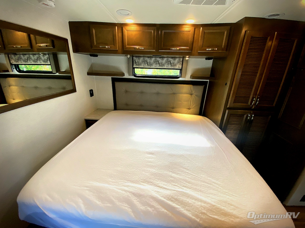 2023 Renegade Verona 40VBH Photo 17