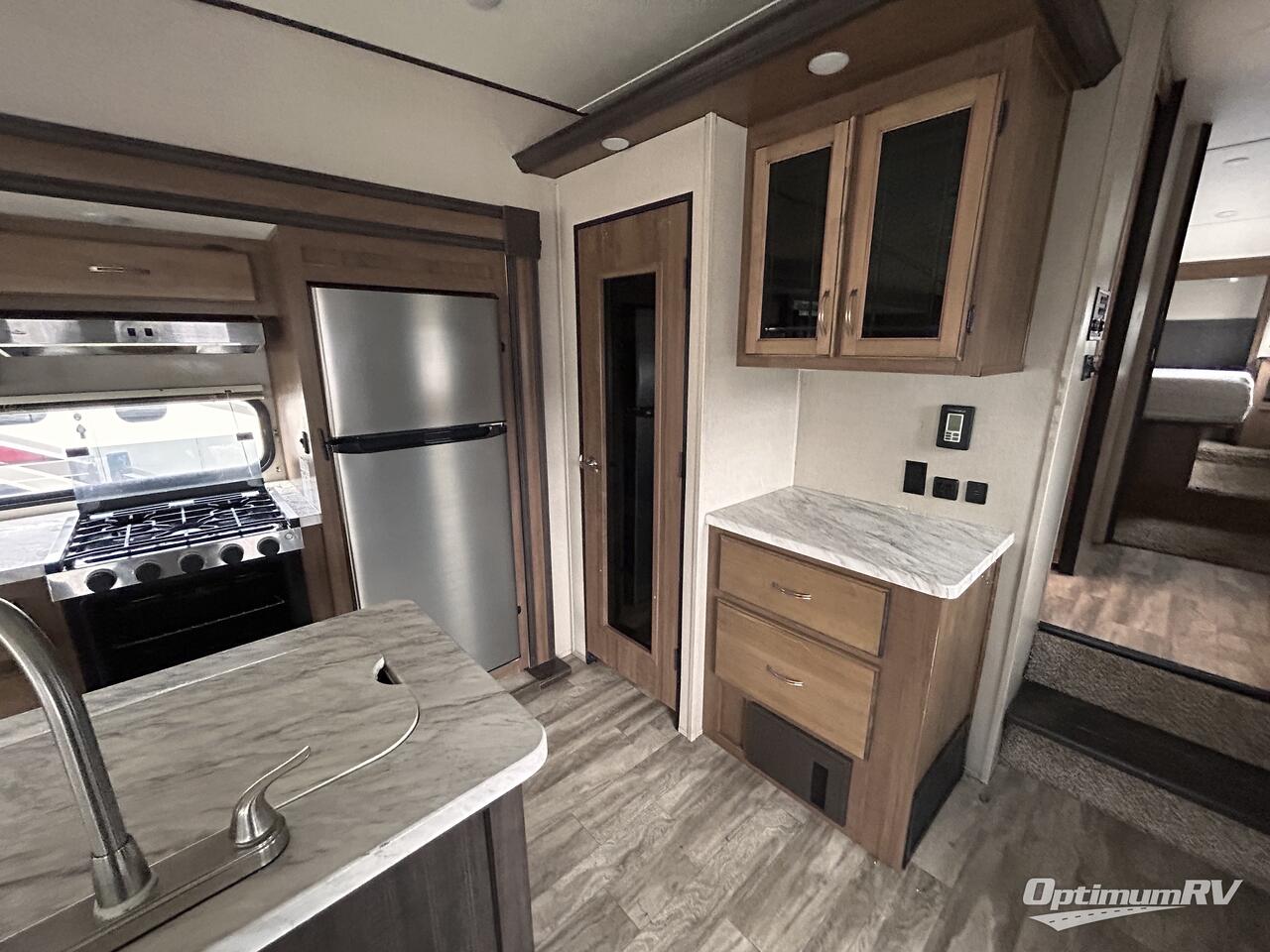 2021 Coachmen Chaparral Lite 30RLS Photo 10