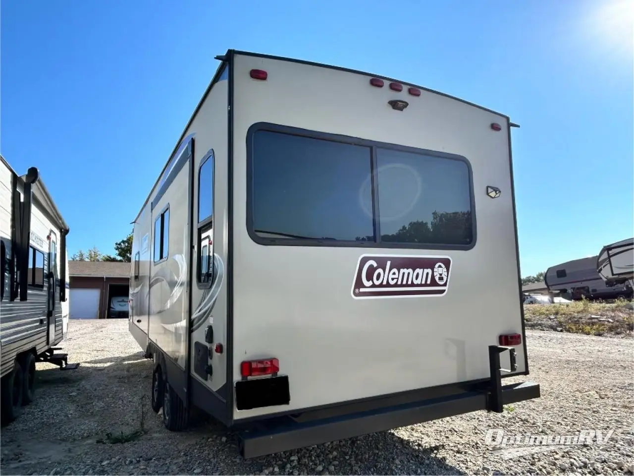 2020 Dutchmen Coleman Light 2515RL Photo 3