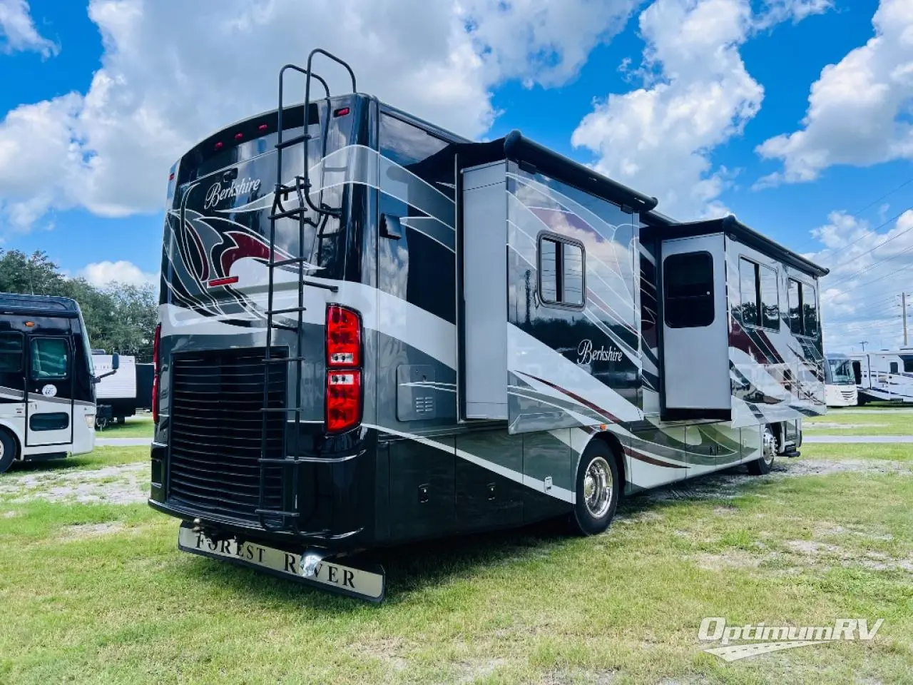 2013 Forest River berkshire 360ql