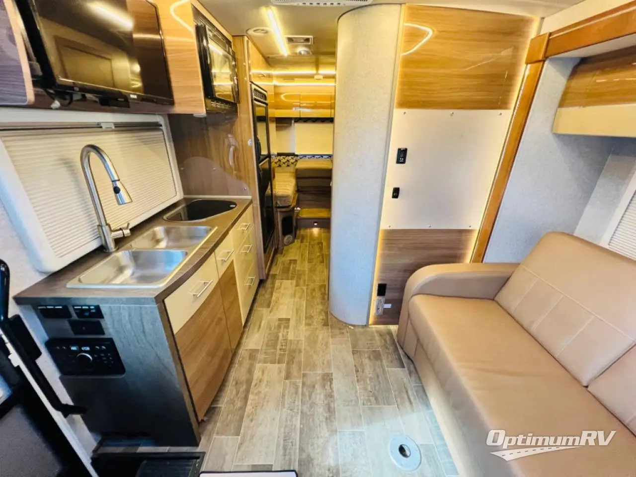 2016 Winnebago View 24V Photo 6