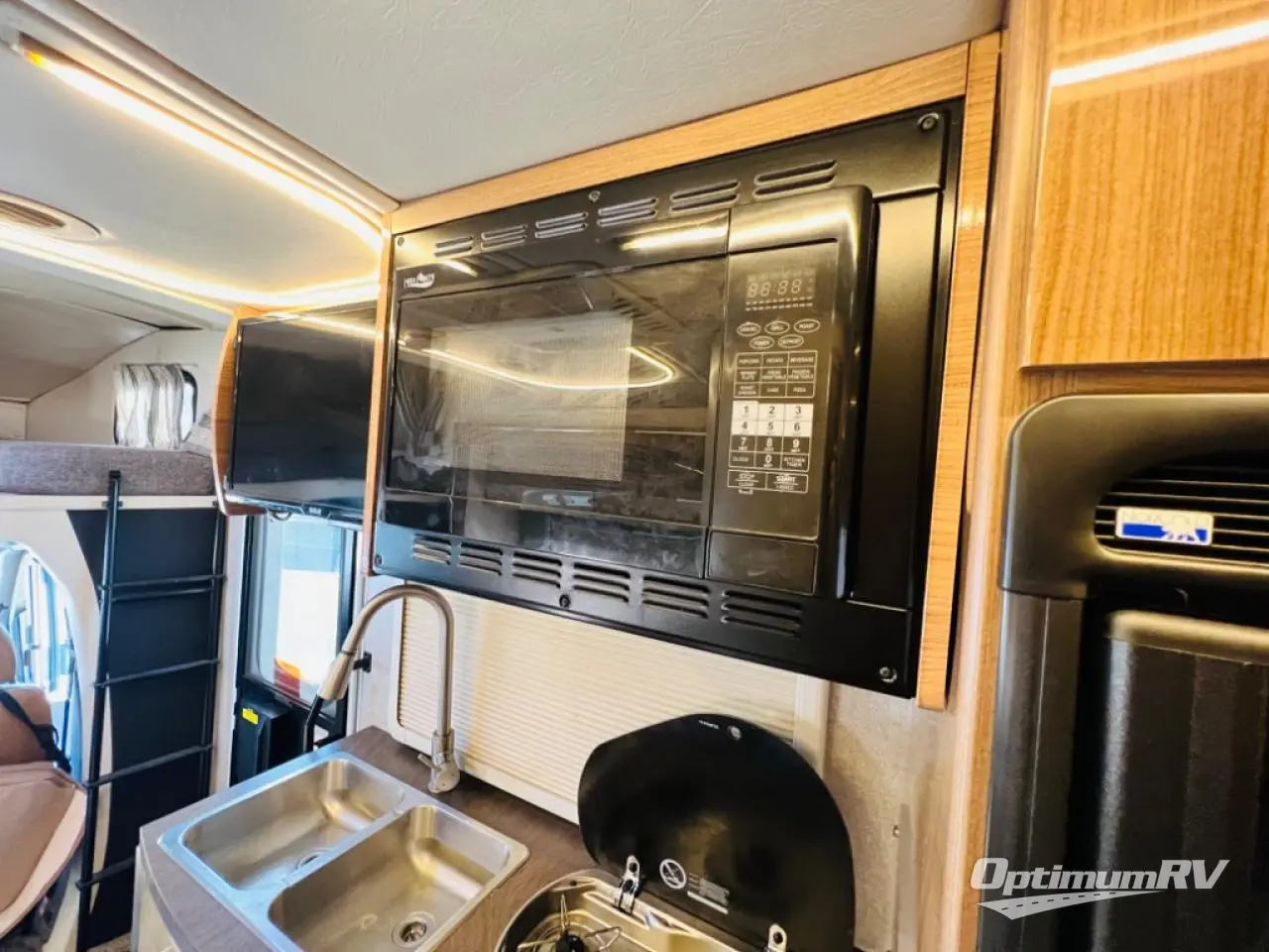 2016 Winnebago View 24V Photo 12