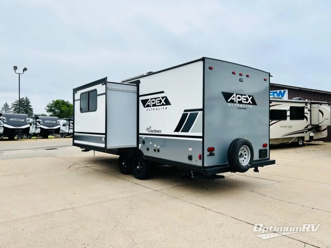 2022 Coachmen Apex Ultra-Lite 245BHS Photo 3