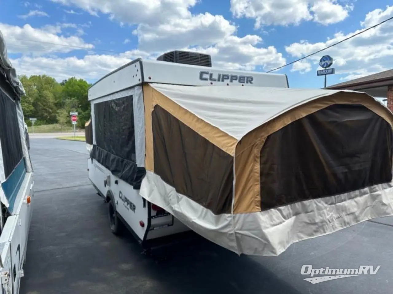 2020 Coachmen Clipper Camping Trailers 128LS Photo 3