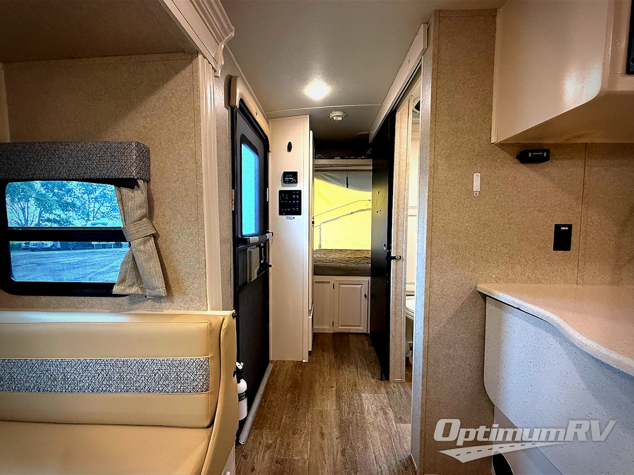 2019 Forest River Rockwood Roo 23FL Photo 9