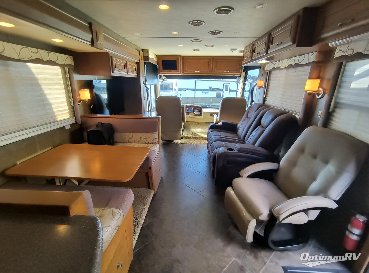 2013 Newmar Bay Star 3305 Photo 7