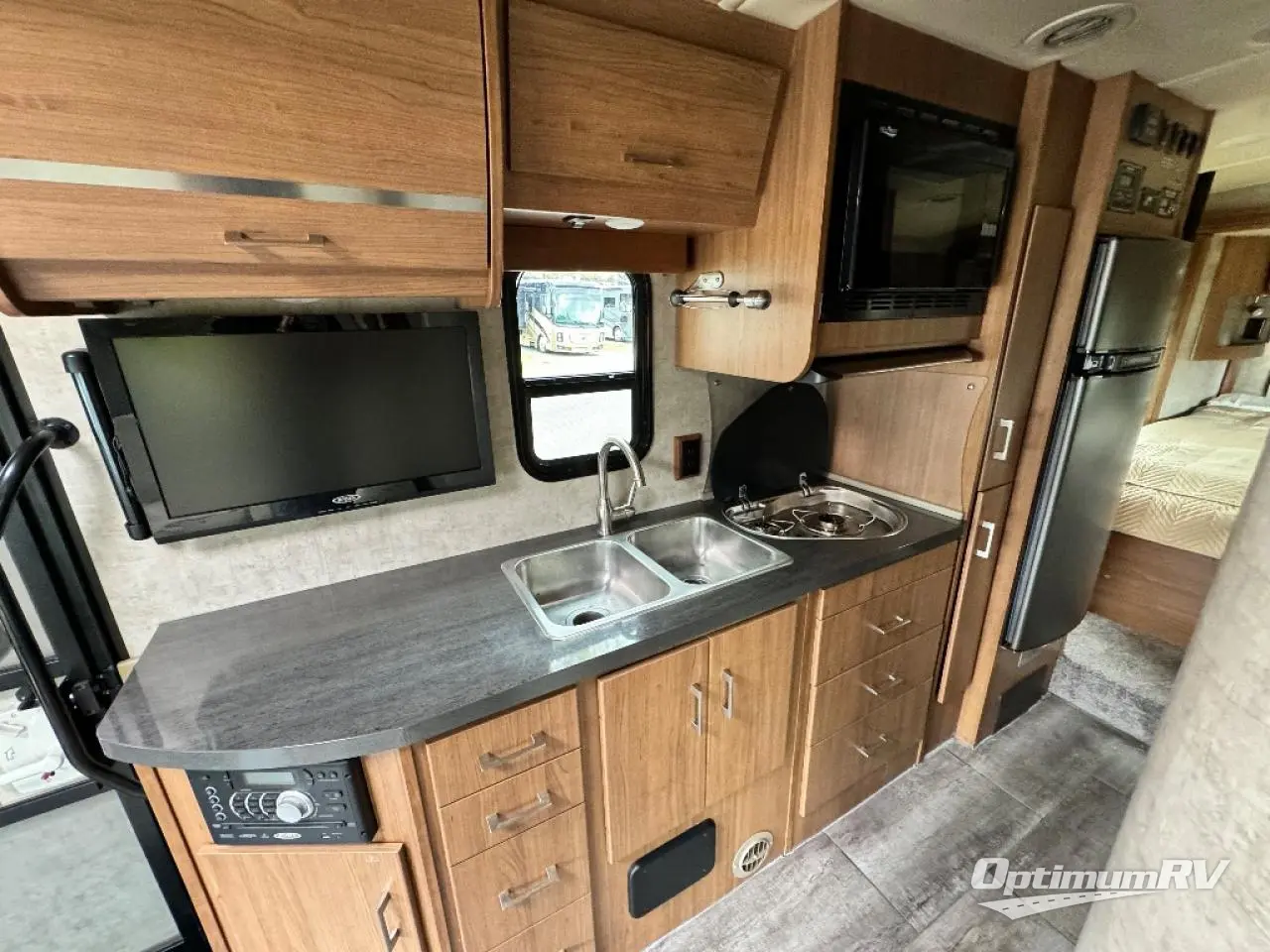 2015 Winnebago View 24G Photo 9