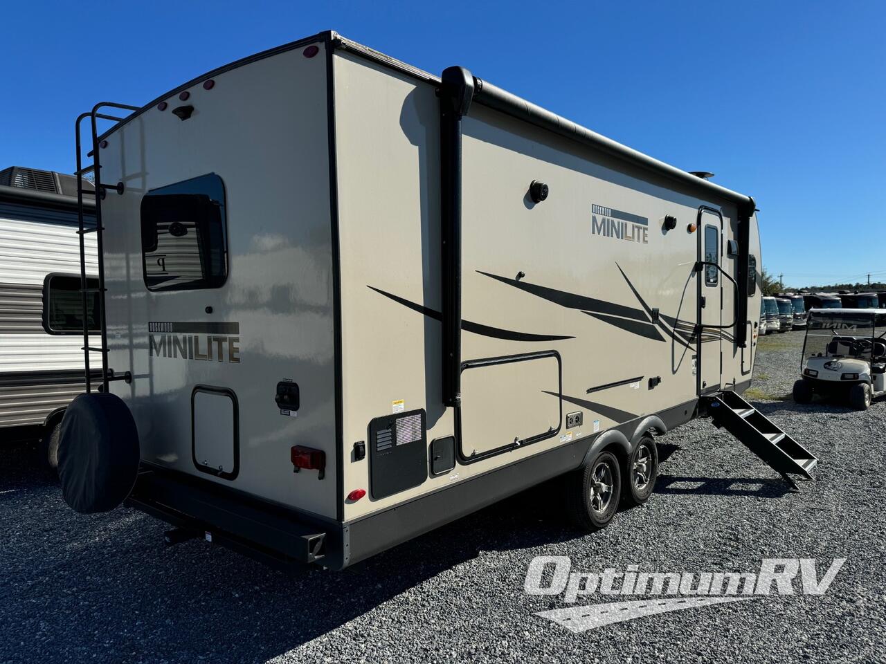 2022 Forest River Rockwood Mini Lite 2506S Photo 2