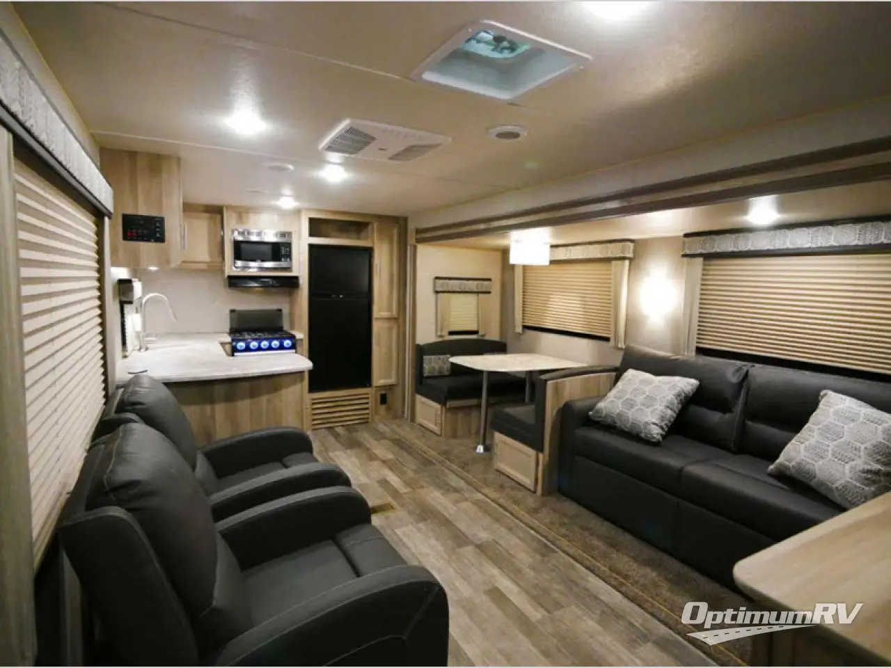 2022 Coachmen Catalina Legacy 283RKS Photo 4