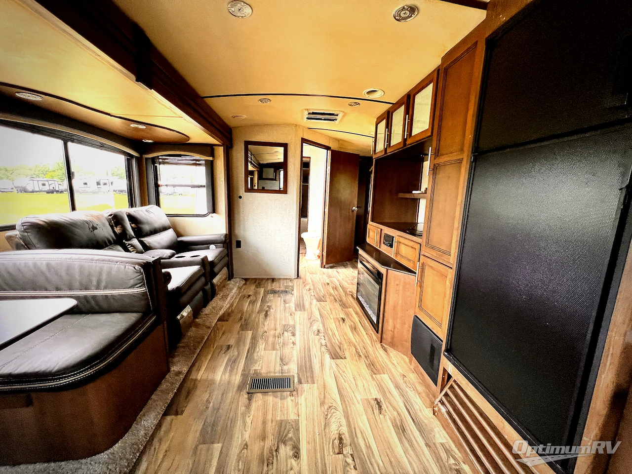 2020 Keystone Cougar Half-Ton 30RKD Photo 5