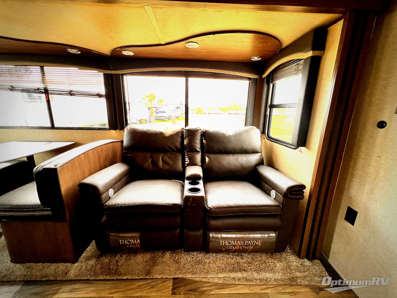 2020 Keystone Cougar Half-Ton 30RKD Photo 6
