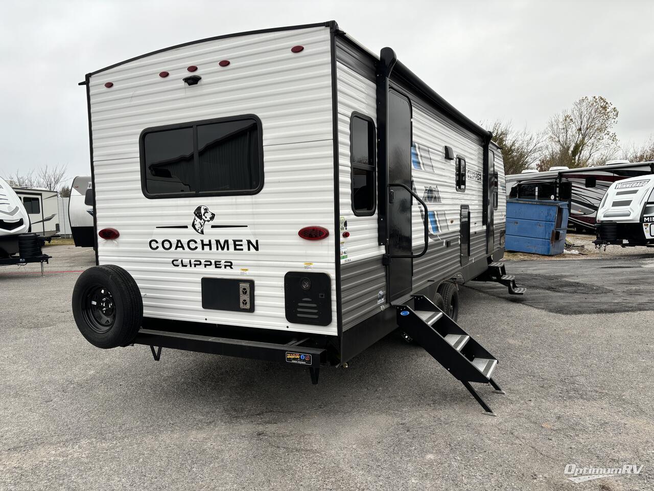 2025 Coachmen Clipper 6K Series 272RLS Photo 2