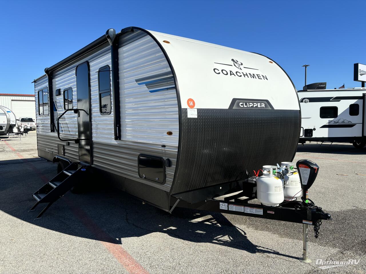 2025 Coachmen Clipper 5K Series 242MK Photo 1