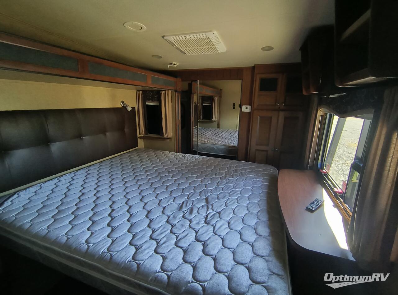 2013 Jayco Eagle Premier 361MKQS Photo 10