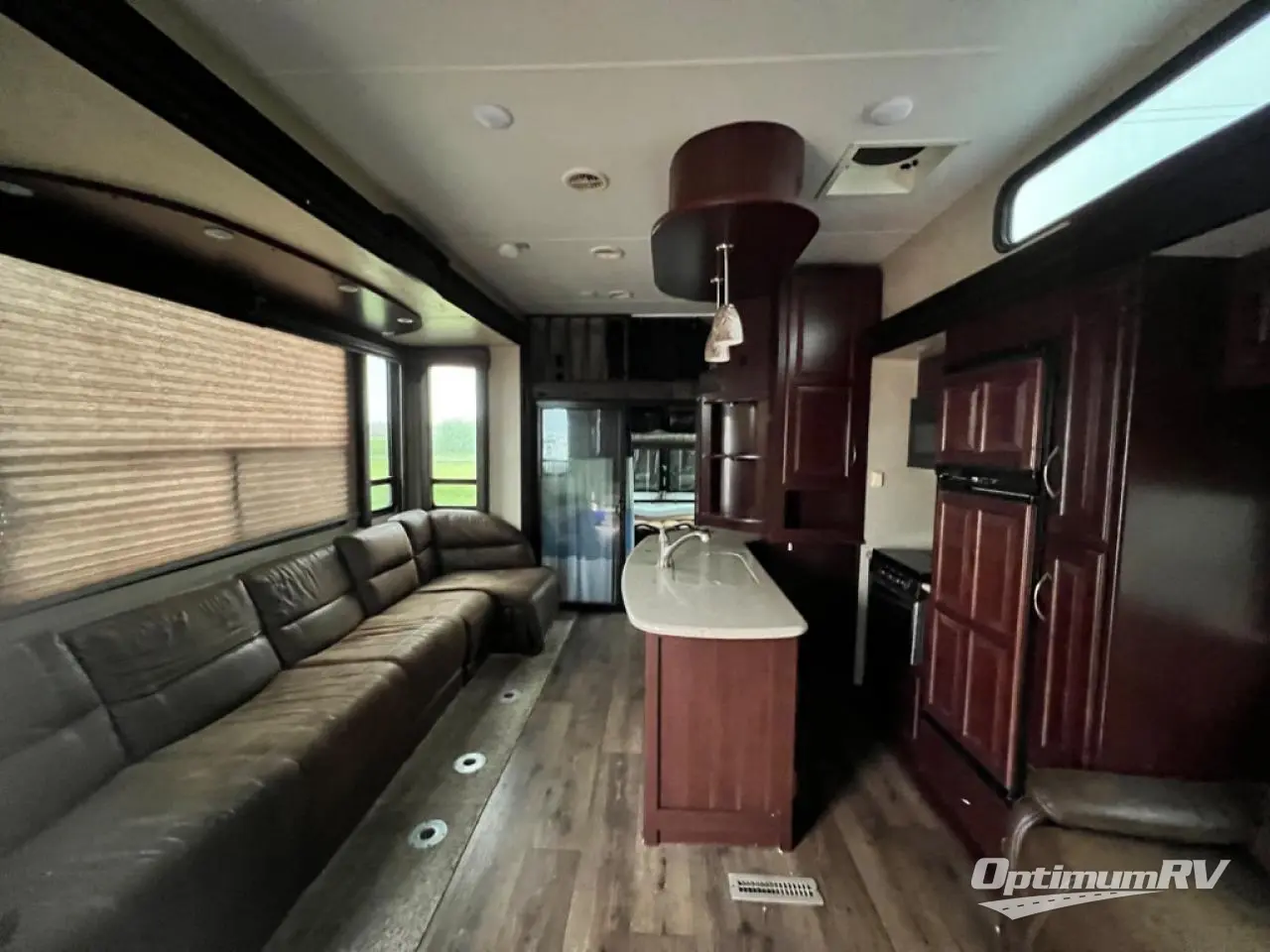 2014 Heartland Cyclone 3800 Photo 2