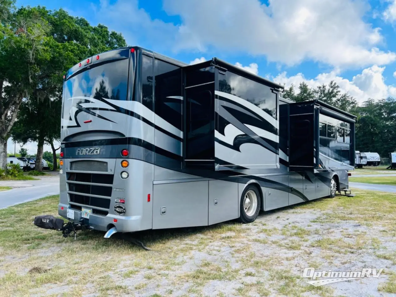 2016 Winnebago Forza 36G Photo 2