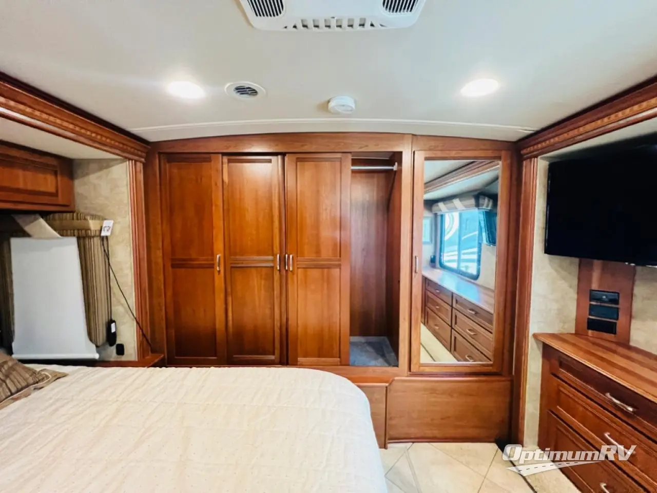 2016 Winnebago Forza 36G Photo 23