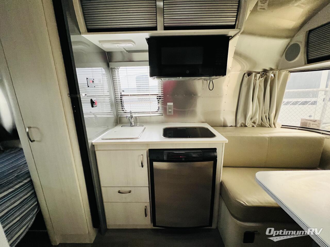 2016 Airstream Sport 16 Photo 8