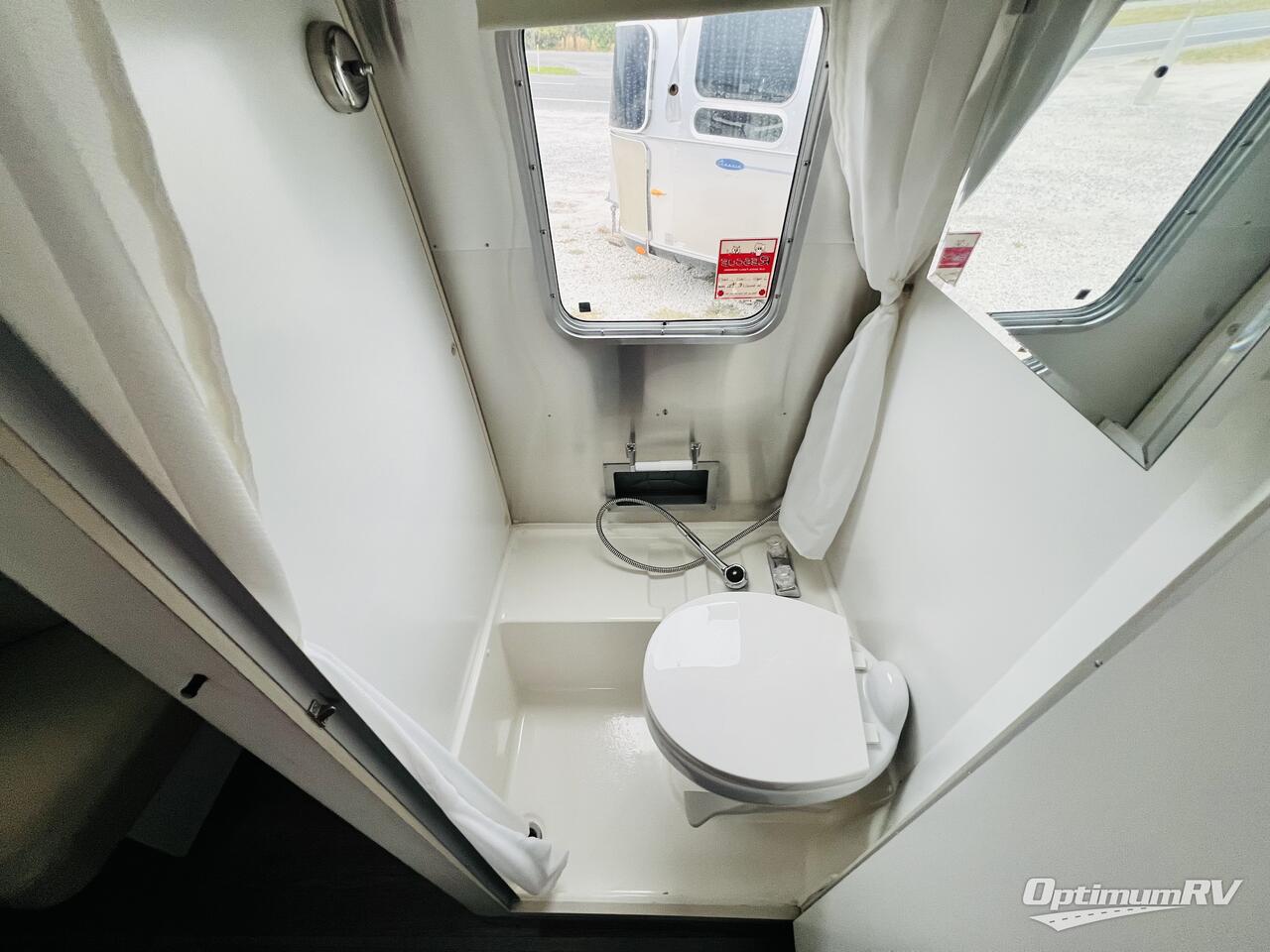 2016 Airstream Sport 16 Photo 14