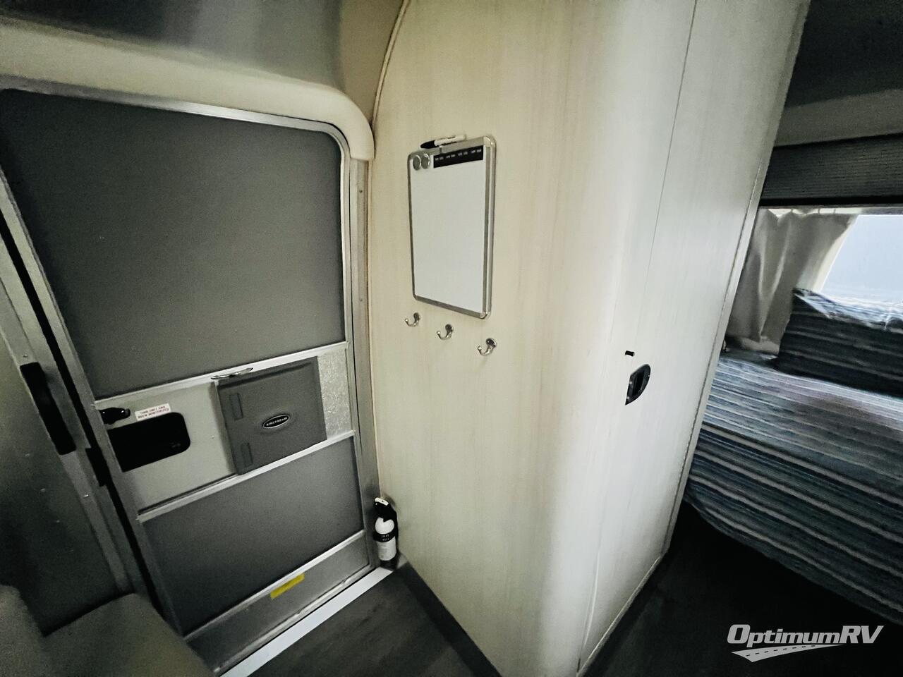 2016 Airstream Sport 16 Photo 15