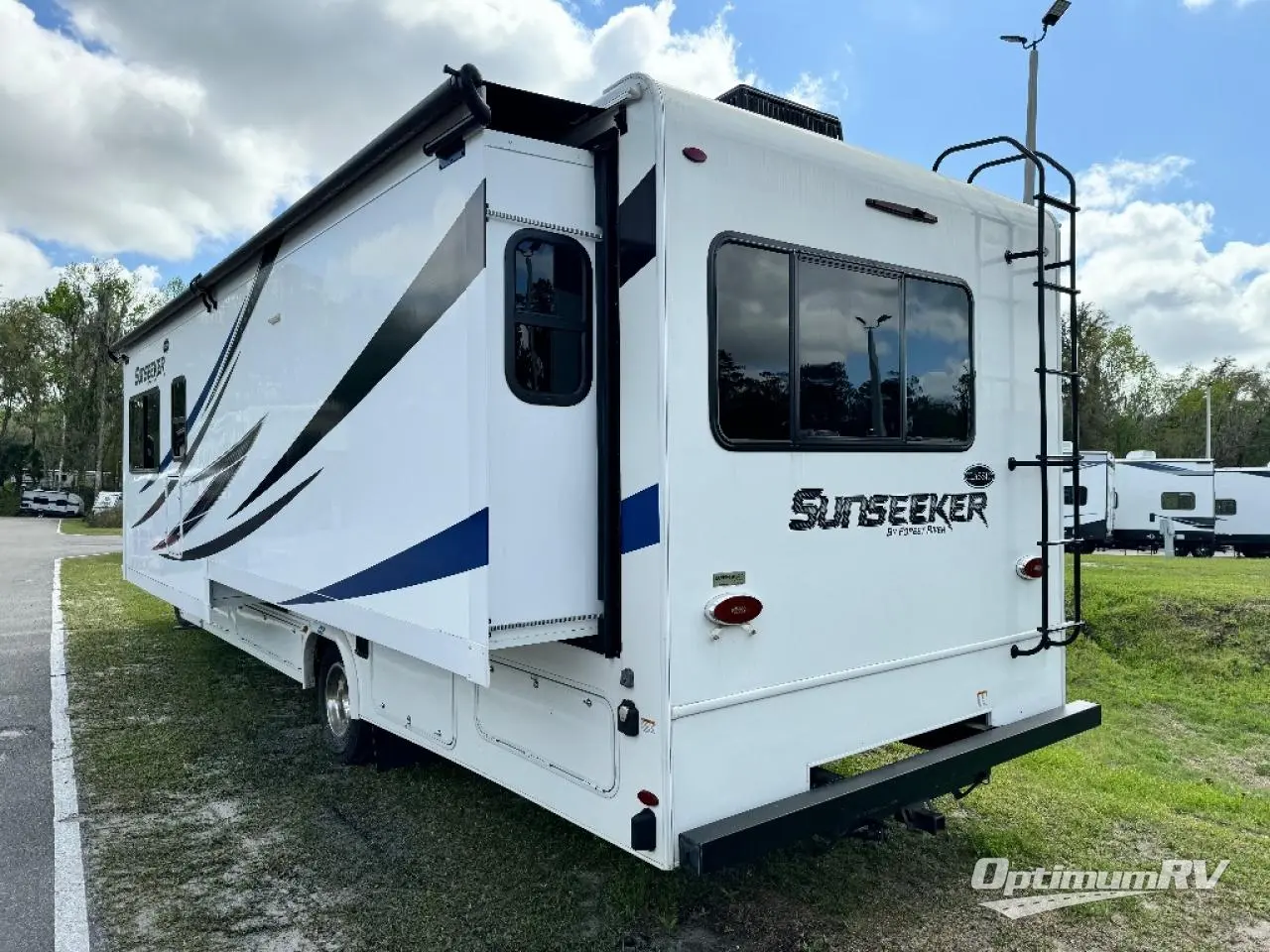 2019 Forest River Sunseeker 3050S Ford Photo 3