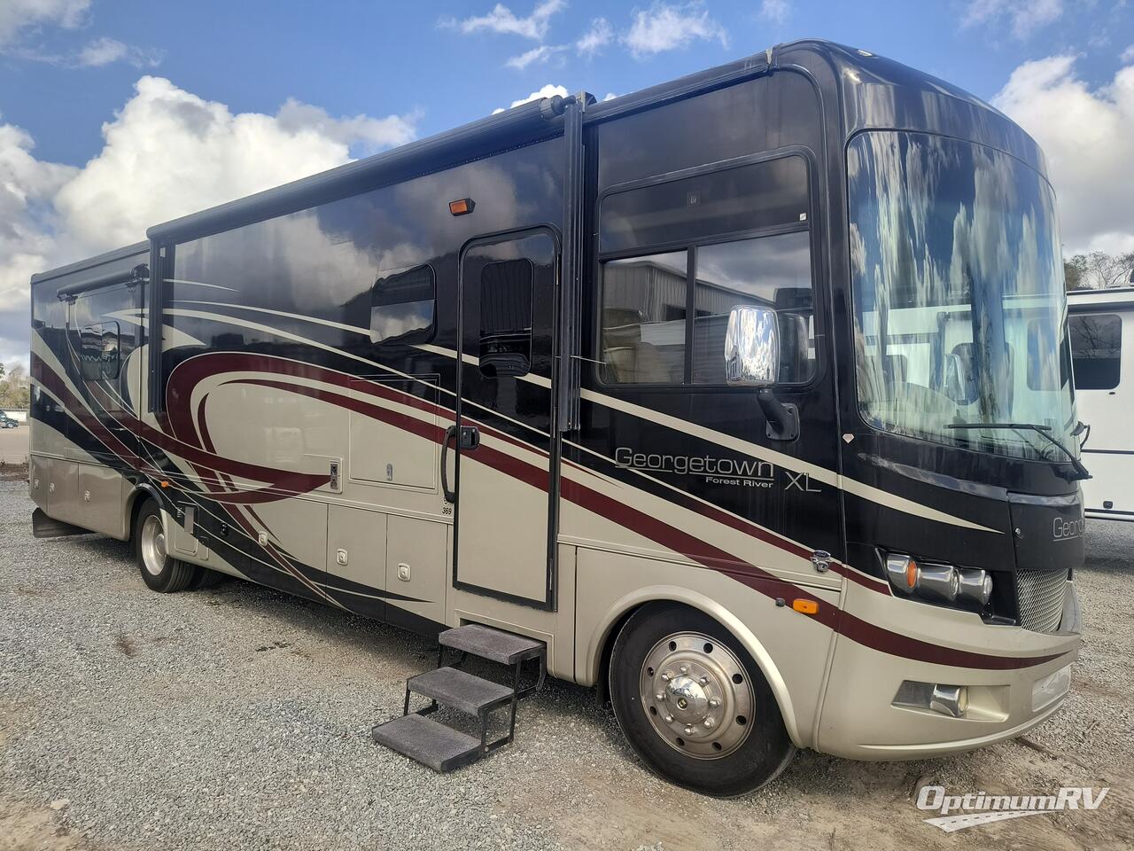 2016 Forest River Georgetown XL 369DS Photo 1