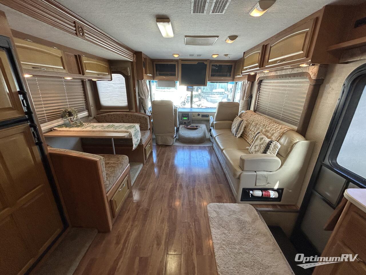 2008 Fleetwood Terra LX 31M Photo 6