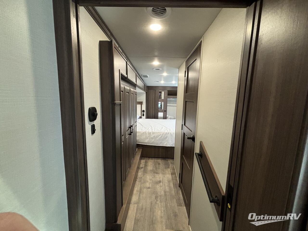 2024 DRV Luxury Suites Mobile Suites MS 36RSSB3 Photo 10