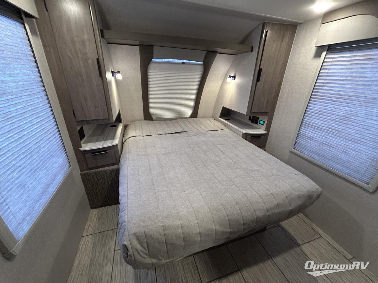 2025 Lance Lance Travel Trailers 2445 Photo 8