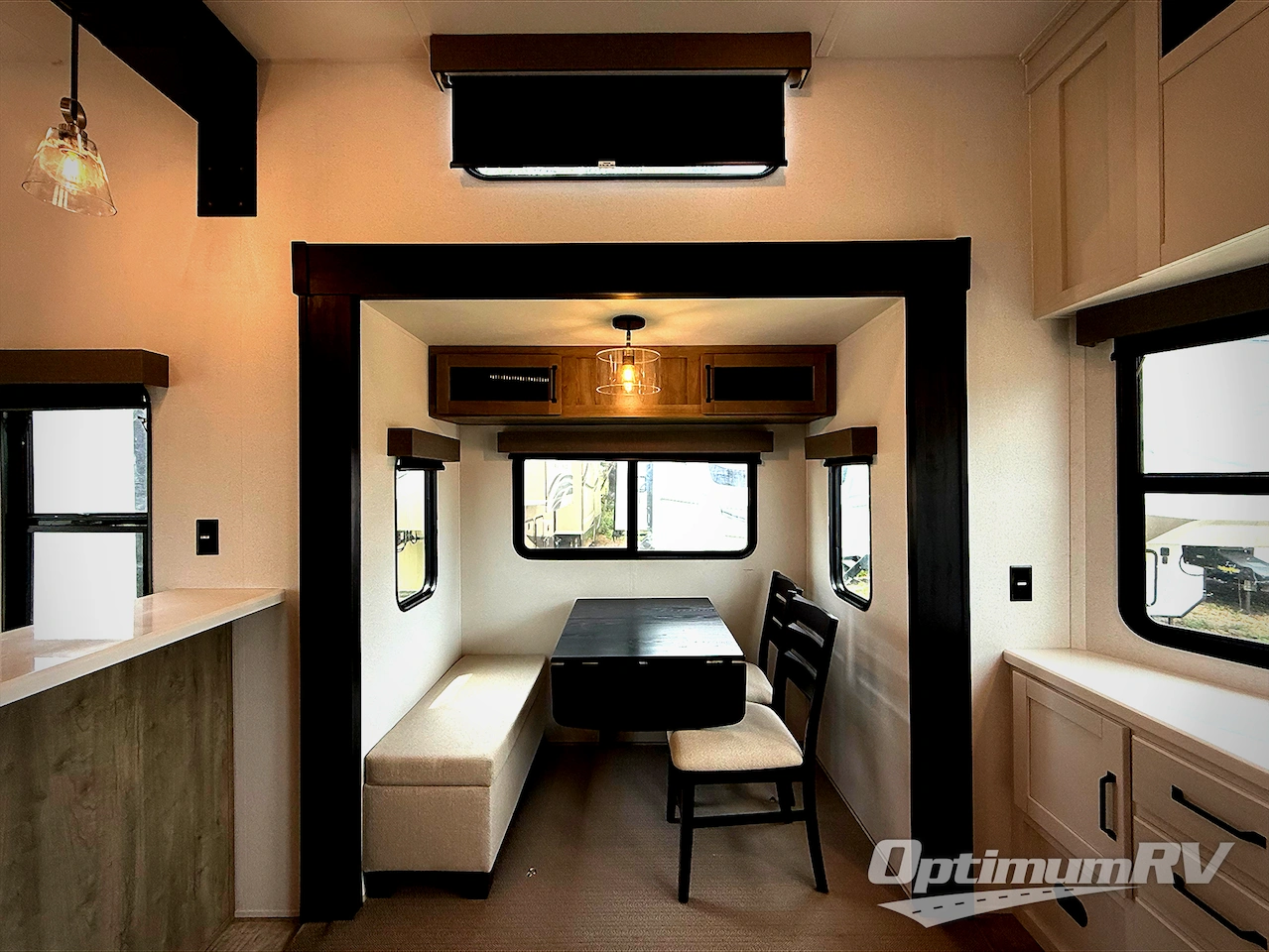 2025 Palomino Puma Destination 403LFT Photo 10