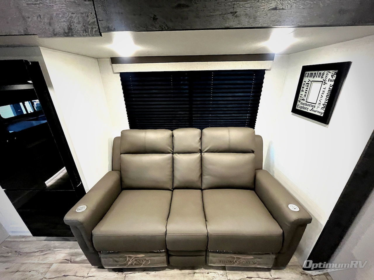2025 Venture Sienna SA231VRK Photo 15