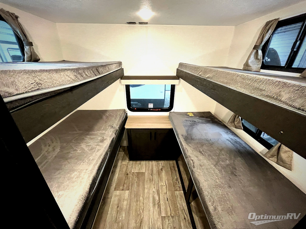 2025 Venture Sienna SA281VQB Photo 24