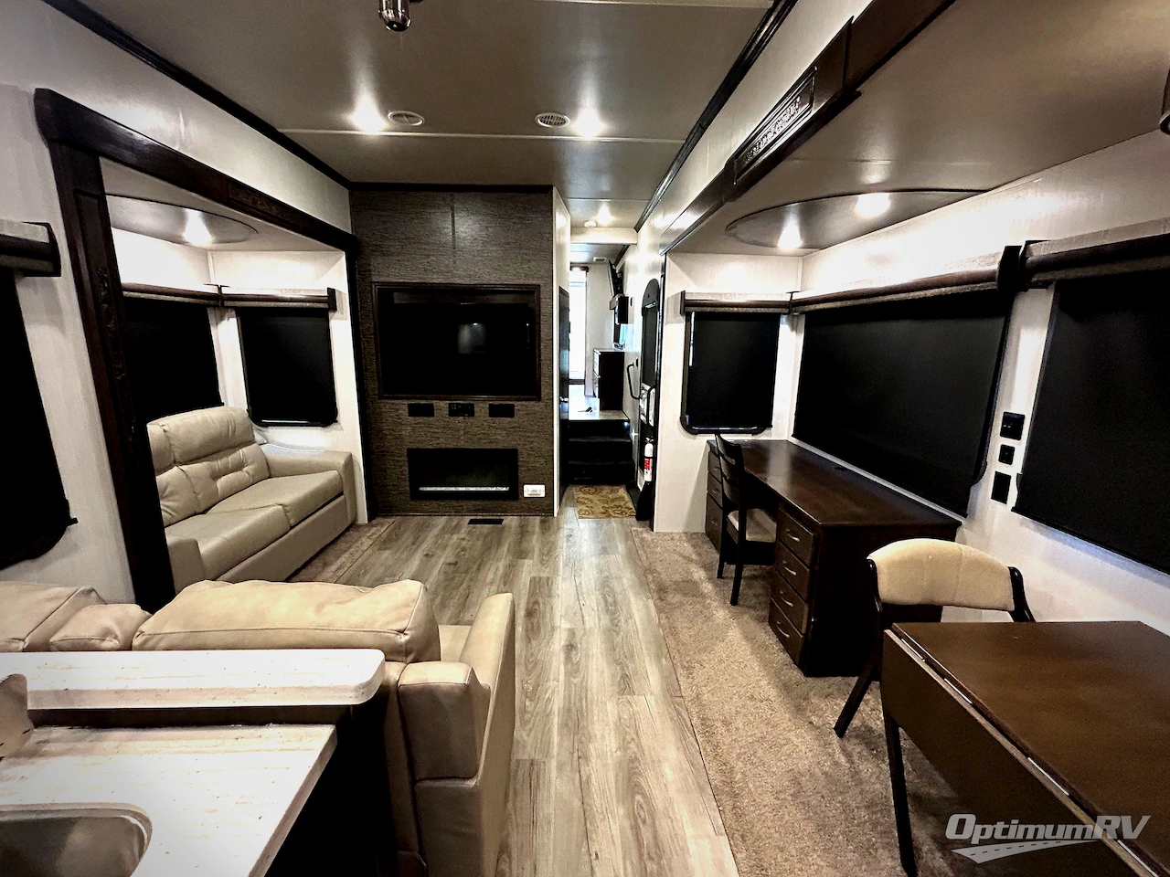 2021 Forest River Cedar Creek Hathaway Edition 38DBRK Photo 4