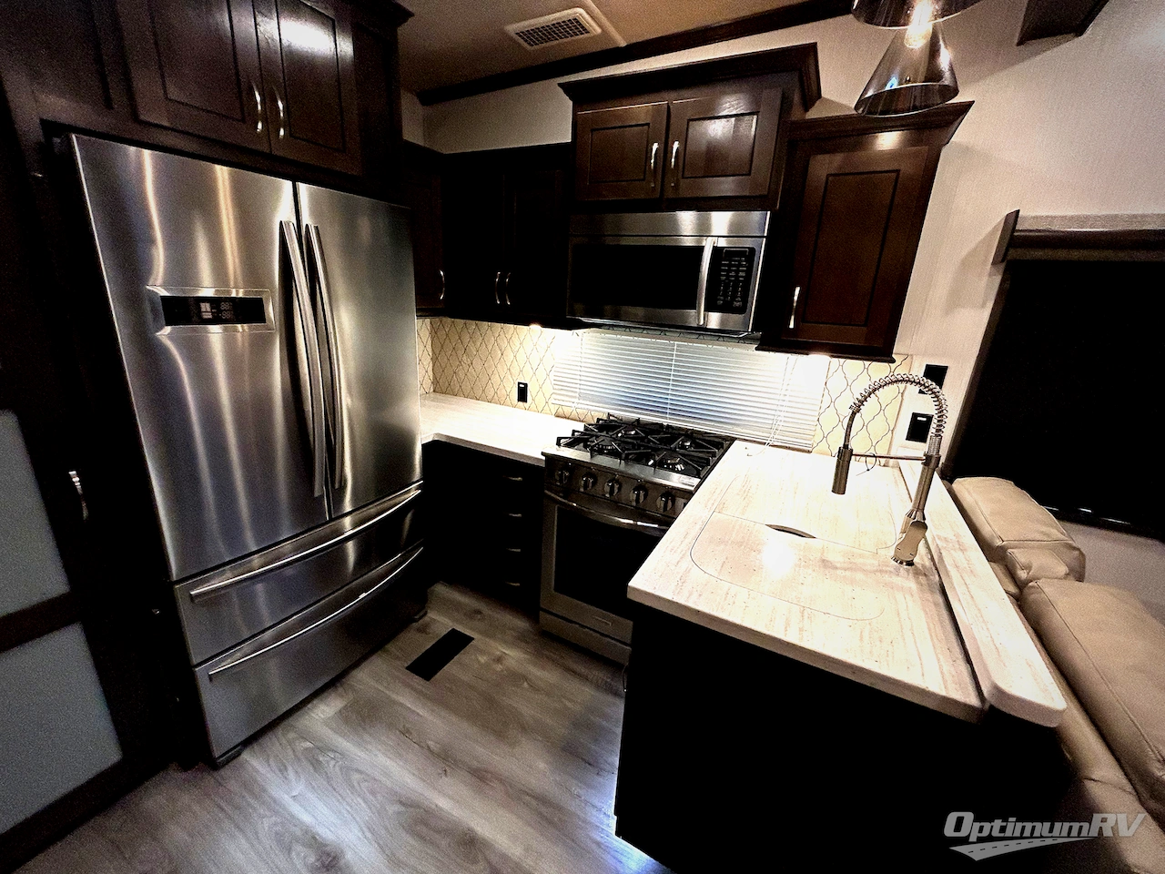 2021 Forest River Cedar Creek Hathaway Edition 38DBRK Photo 6