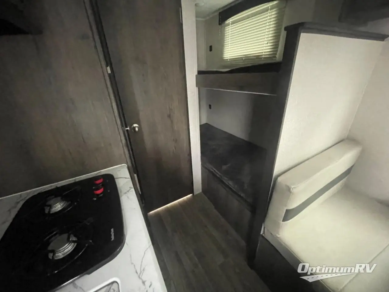 2021 Coachmen Clipper Ultra-Lite 17BH Photo 17