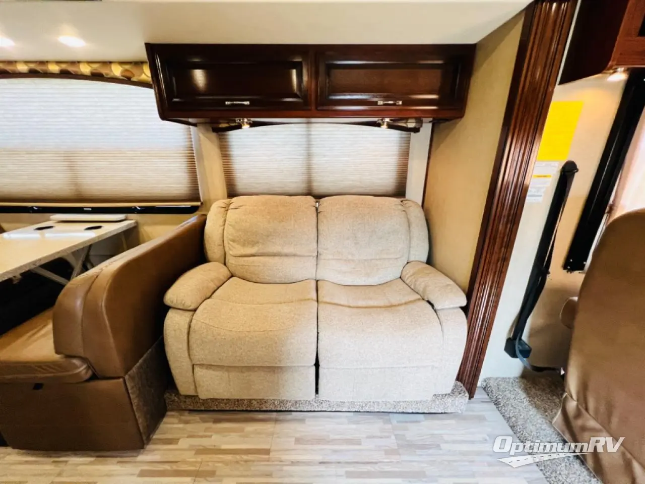 2018 Fleetwood Flair LXE 31W Photo 11