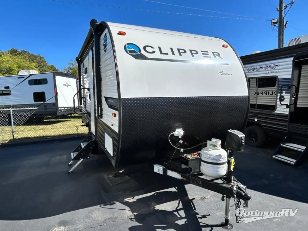 2020 Coachmen Clipper Ultra-Lite 17FQS Photo 1