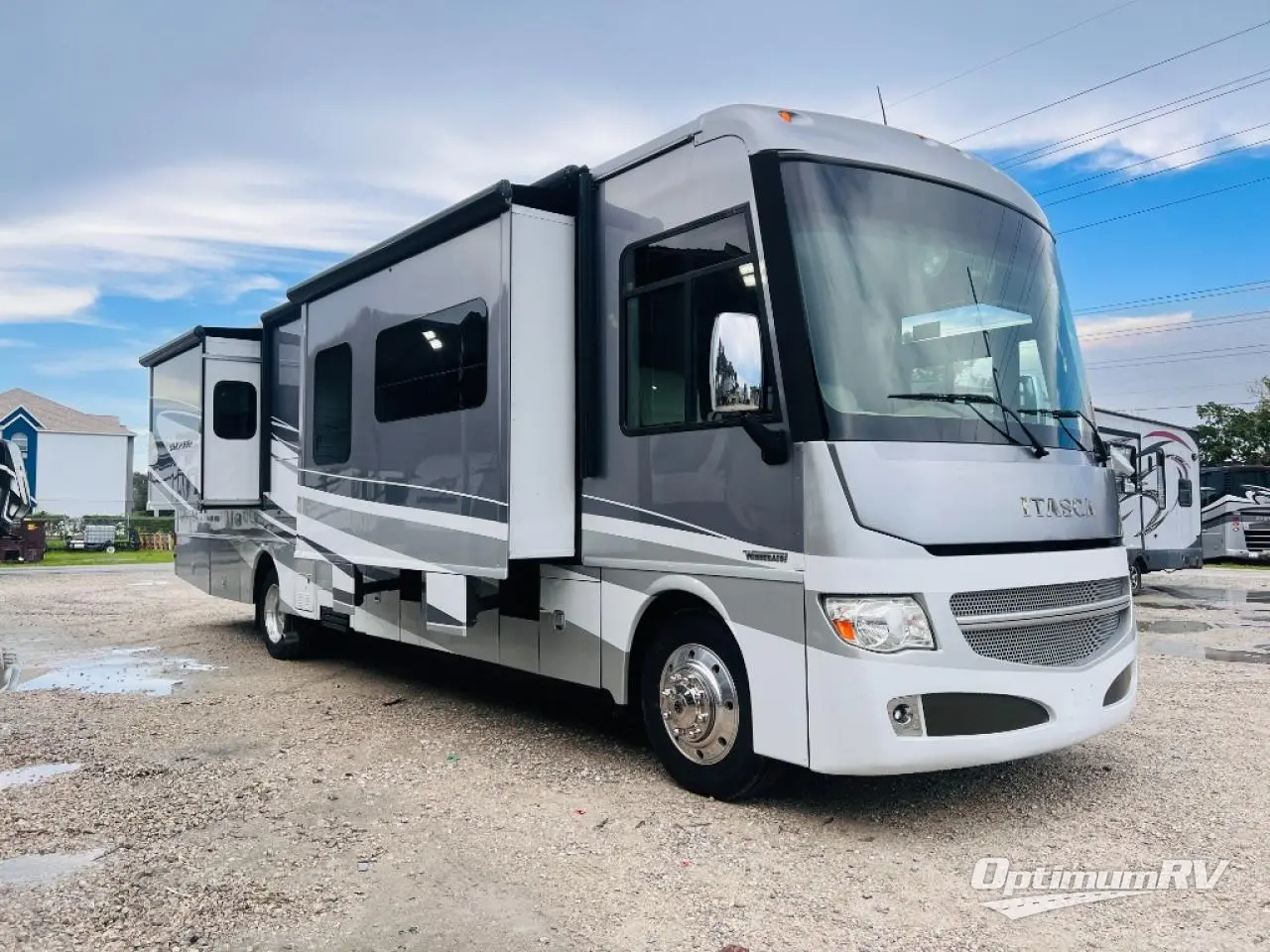 2015 Itasca Suncruiser 37F Photo 1